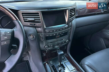 Внедорожник / Кроссовер Lexus LX 2008 в Киеве