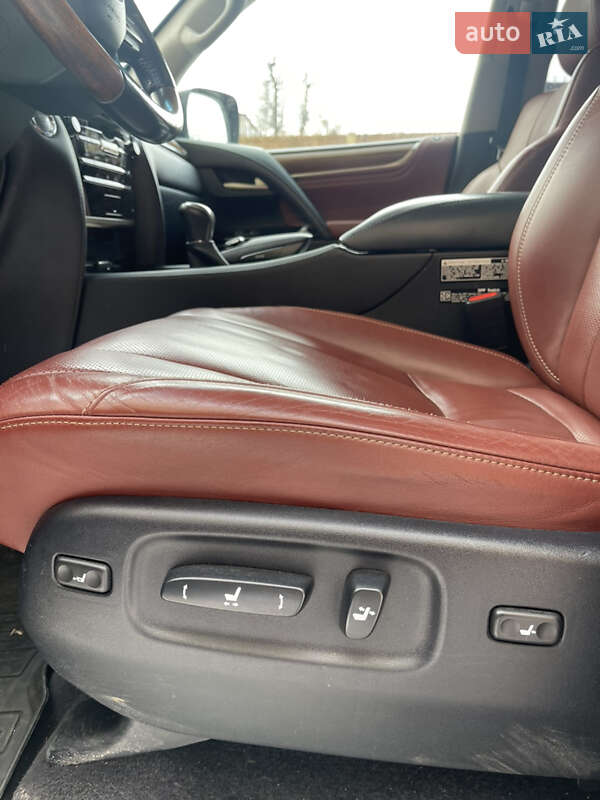 Внедорожник / Кроссовер Lexus LX 2016 в Киеве фото 13 Внедорожник / Кроссовер Lexus LX 2016 в Киеве