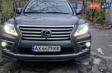 Внедорожник / Кроссовер Lexus LX 2013 в 