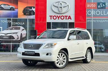 Lexus LX 2008