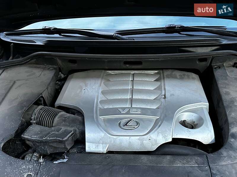 Внедорожник / Кроссовер Lexus LX 2011 в Тернополе