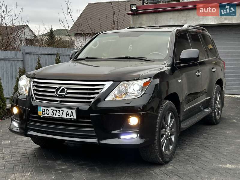 Внедорожник / Кроссовер Lexus LX 2011 в Тернополе
