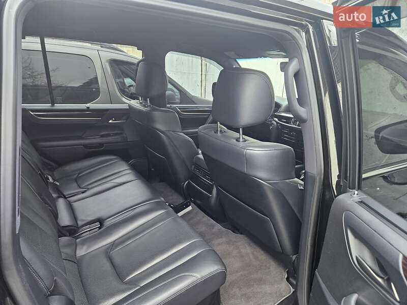 Позашляховик / Кросовер Lexus LX 2019 в Дніпрі фото 10 Позашляховик / Кросовер Lexus LX 2019 в Дніпрі