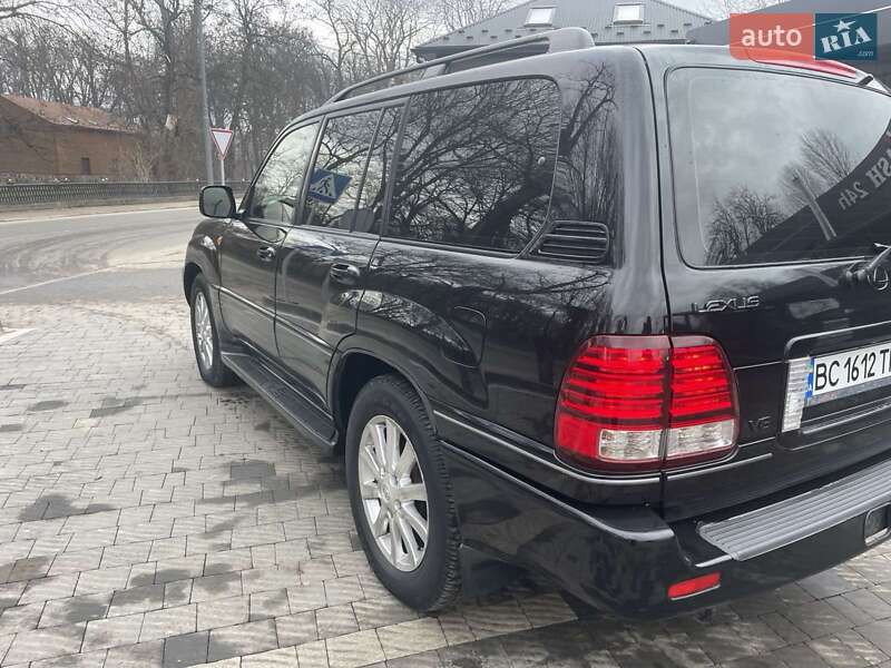 Внедорожник / Кроссовер Lexus LX 2006 в Самборе
