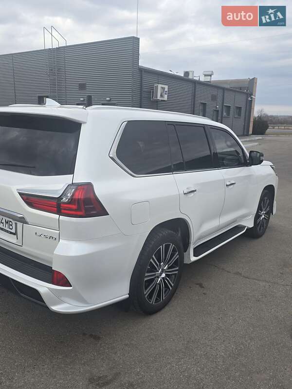 Внедорожник / Кроссовер Lexus LX 2019 в Днепре