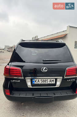 Внедорожник / Кроссовер Lexus LX 2010 в 