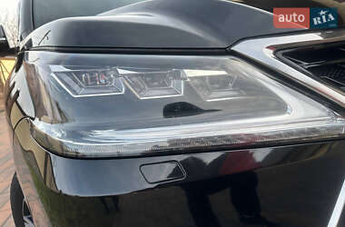 Внедорожник / Кроссовер Lexus LX 2019 в 