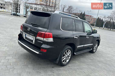 Позашляховик / Кросовер Lexus LX 2012 в 