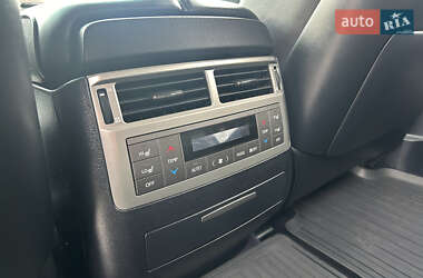 Позашляховик / Кросовер Lexus LX 2012 в 