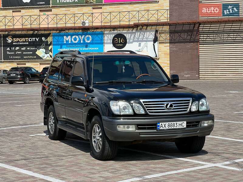 Lexus LX 2007