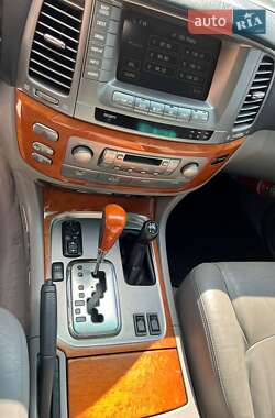 Внедорожник / Кроссовер Lexus LX 2007 в 
