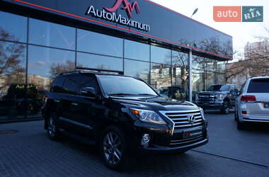 Внедорожник / Кроссовер Lexus LX 2014 в Одессе