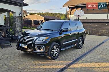 Позашляховик / Кросовер Lexus LX 2012 в 