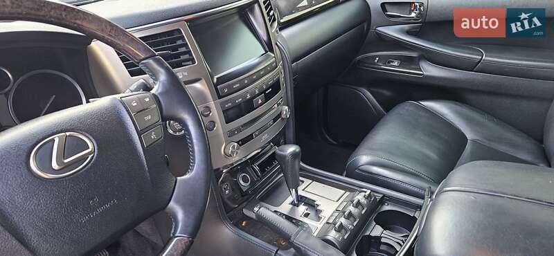 Внедорожник / Кроссовер Lexus LX 2012 в Киеве