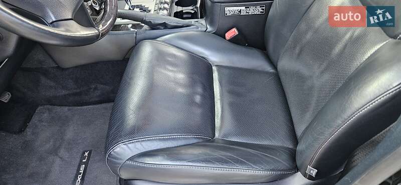 Внедорожник / Кроссовер Lexus LX 2012 в Киеве