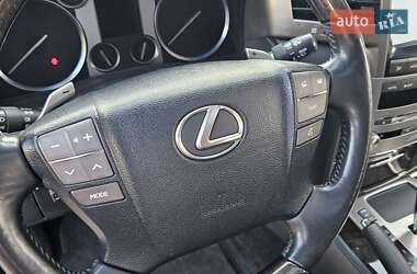 Позашляховик / Кросовер Lexus LX 2012 в 