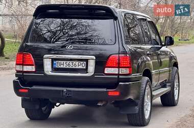 Внедорожник / Кроссовер Lexus LX 2003 в 