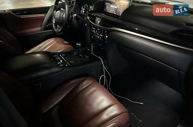 Позашляховик / Кросовер Lexus LX 2019 в 