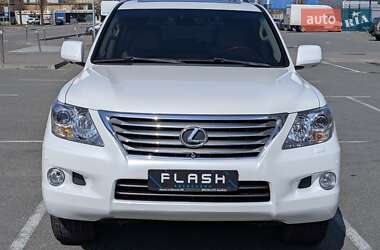 Позашляховик / Кросовер Lexus LX 2008 в 