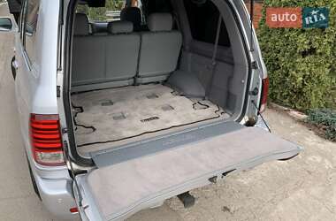 Внедорожник / Кроссовер Lexus LX 2005 в 