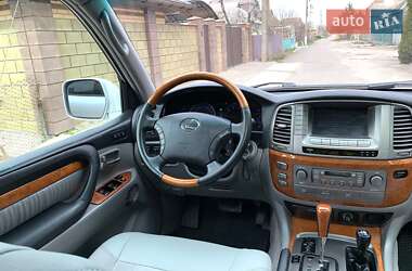 Внедорожник / Кроссовер Lexus LX 2005 в 