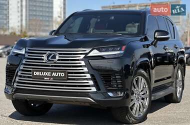 Позашляховик / Кросовер Lexus LX 2023 в 