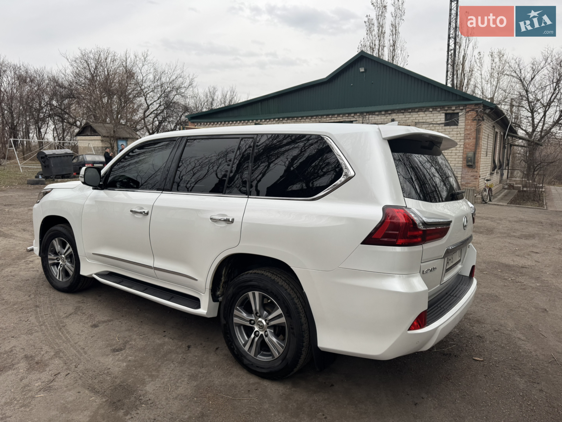 2019 Lexus LX - мініатюра 2