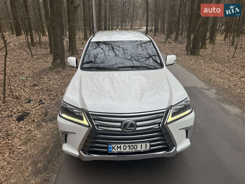 Внедорожник / Кроссовер Lexus LX 2016 в Житомире