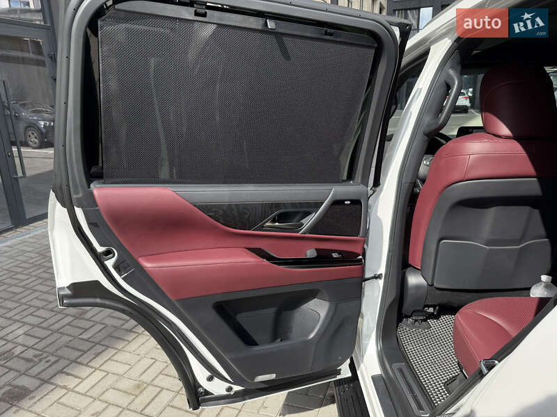 Внедорожник / Кроссовер Lexus LX 2023 в Киеве