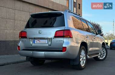 Внедорожник / Кроссовер Lexus LX 2008 в 