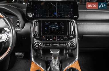 Внедорожник / Кроссовер Lexus LX 2022 в 