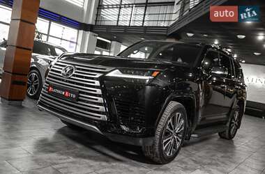 Внедорожник / Кроссовер Lexus LX 2022 в 