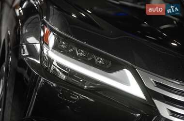 Внедорожник / Кроссовер Lexus LX 2022 в 