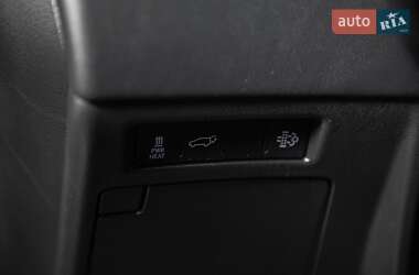 Внедорожник / Кроссовер Lexus LX 2022 в 
