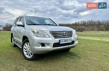 Внедорожник / Кроссовер Lexus LX 2008 в 
