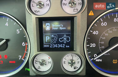 Внедорожник / Кроссовер Lexus LX 2008 в 