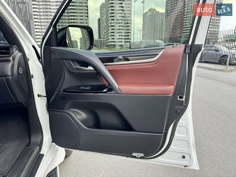 Внедорожник / Кроссовер Lexus LX 2016 в Киеве фото 51 Внедорожник / Кроссовер Lexus LX 2016 в Киеве