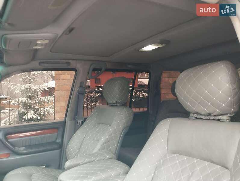 Позашляховик / Кросовер Lexus LX 2000 в Києві