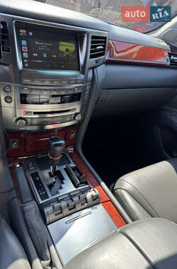 Внедорожник / Кроссовер Lexus LX 2008 в 