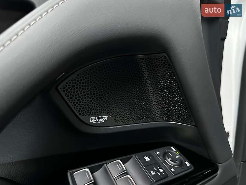 Позашляховик / Кросовер Lexus LX 2022 в Києві