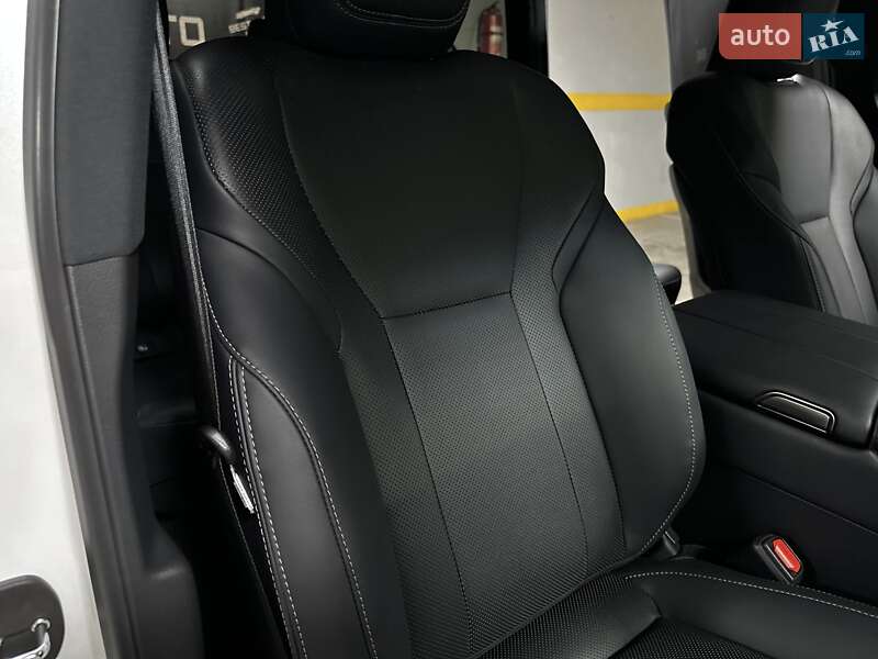 Позашляховик / Кросовер Lexus LX 2022 в Києві