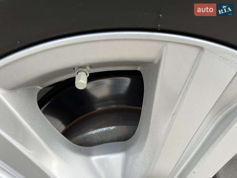 Внедорожник / Кроссовер Lexus LX 2017 в Киеве фото 27 Внедорожник / Кроссовер Lexus LX 2017 в Киеве