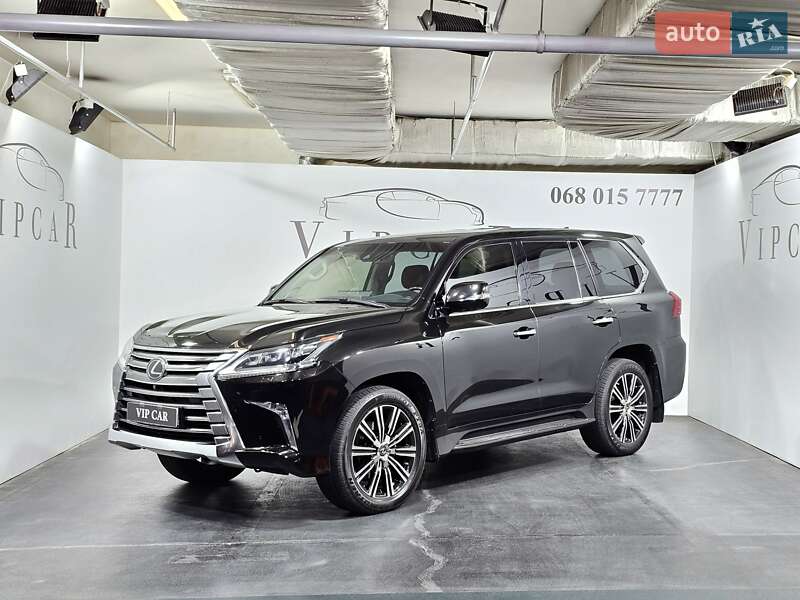 Внедорожник / Кроссовер Lexus LX 2017 в 