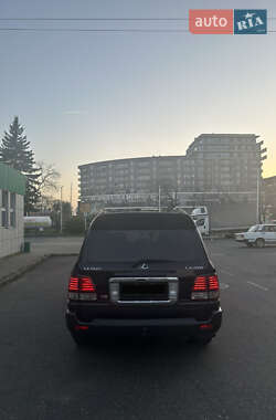 Позашляховик / Кросовер Lexus LX 2006 в 