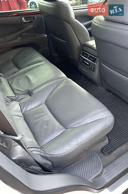 Внедорожник / Кроссовер Lexus LX 2008 в 