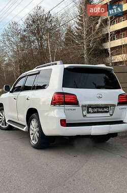 Внедорожник / Кроссовер Lexus LX 2008 в 