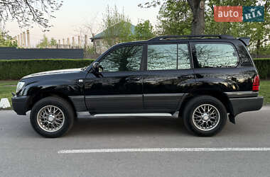 Внедорожник / Кроссовер Lexus LX 2004 в 