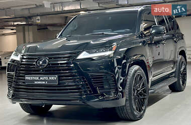 Позашляховик / Кросовер Lexus LX 2022 в 