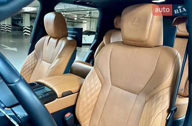 Позашляховик / Кросовер Lexus LX 2022 в 