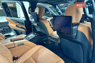 Позашляховик / Кросовер Lexus LX 2022 в 
